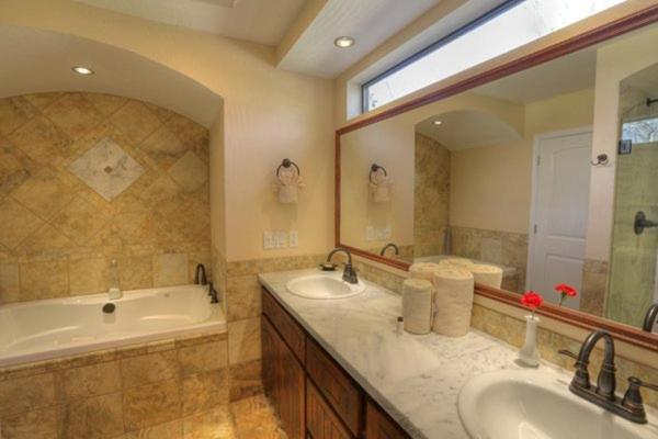 Creekside 3*